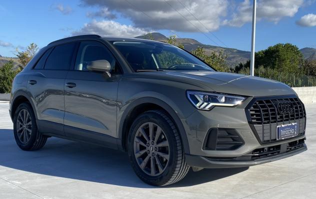 Audi Q3 Business 2.0 TDI 150CV 35 - Foto 3