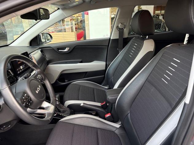Kia Stonic 1.0 t-gdi mhev Black Edition 100cv dct - Foto 10