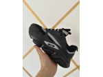 Scarpe b22