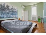 Casa indipendente di 260 m² con più di 5 locali e posto auto in vendita a P &hellip;