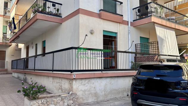 Rif. 2478 - Appartamento al piano terra,centrale a soli 80 mt dal mare - Foto 3