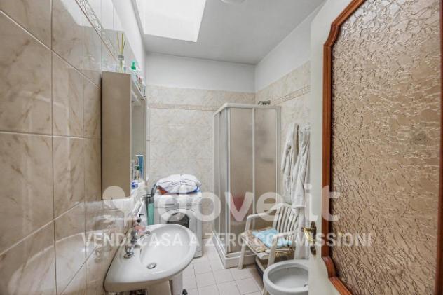 Casa indipendente di 367 m² con più di 5 locali in vendita a Tradate - Foto 17