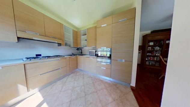 LUMINONO BILOCALE CON TERRAZZO - VIA LEGNONE - Foto 7