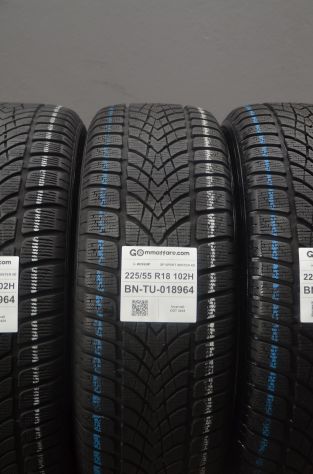 Dunlop Winter 4D 225/55 R18 usate x4 - Foto 4