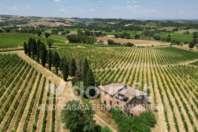 Rustico / Casale di 338 m² con 4 locali in vendita a Montepulciano - Foto 9