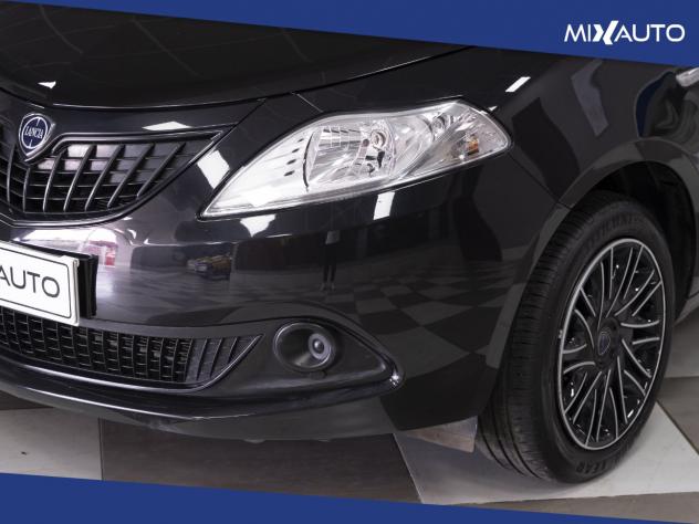 Lancia Ypsilon 1.0 Firefly Hybrid Silver 70CV 5 Porte - Foto 8
