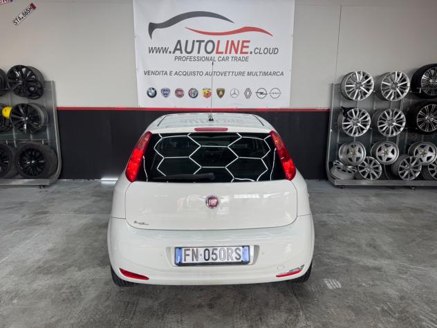 Fiat Punto 1.3 MJT 95CV 5 porte 4 posti - Foto 8
