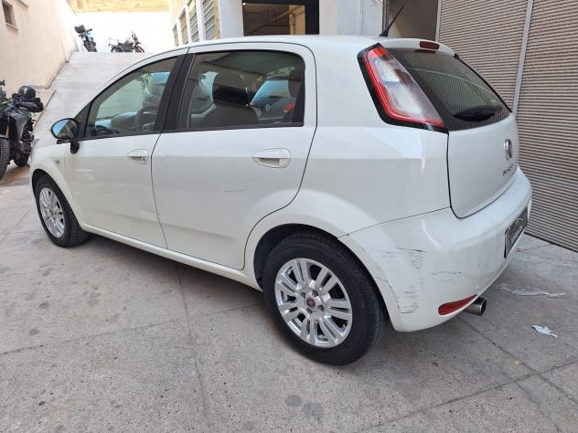Fiat Punto 1.3 MJT II S&S 85 CV 5 porte ECO Lounge - Foto 3