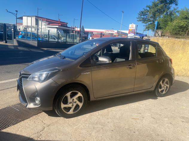 Toyota Yaris 1.5 Hybrid 12/2016 - Foto 5