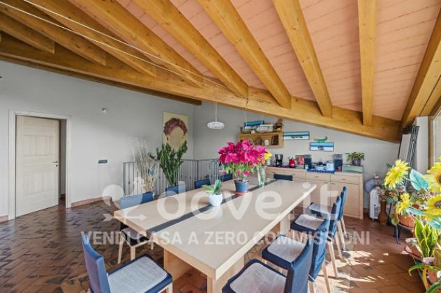 Villa di 375 m² con più di 5 locali in vendita a Gavirate - Foto 17