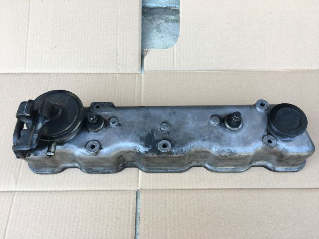 Coperchio Punterie / Punteria Nissan KING CAB D21 2.5 Diesel motore SD25