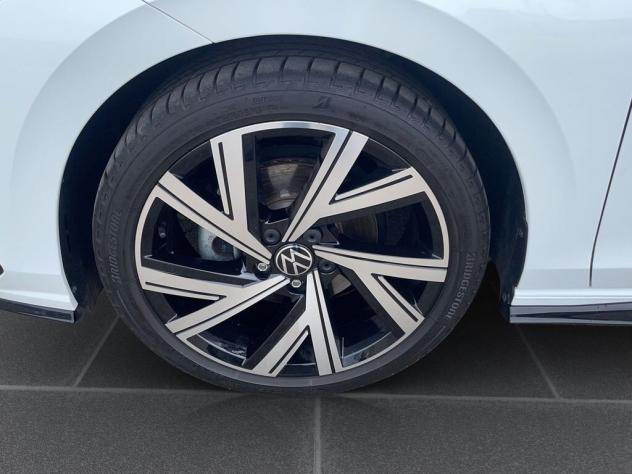 Volkswagen Golf VIII R-LINE 1.5 TSI "BLACK STYLE" NAVI LED - Foto 8