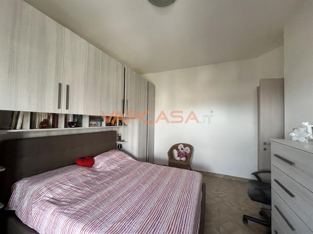 TRELOCALI CON TERRAZZA, BOX E CANTINA - Foto 11