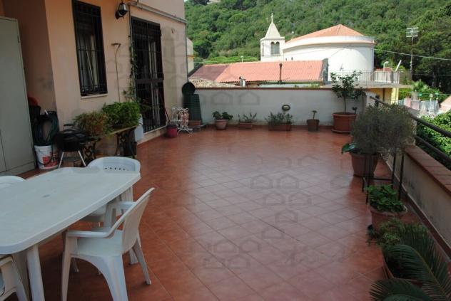 APPARTAMENTO di 3 vani e di 101 mq (MESSINA) rif. 2vs18006 - Foto 2