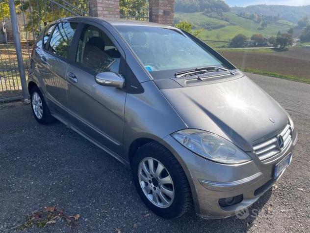 MERCEDES Classe A (W/C169) A 150 Elegance - Foto 8