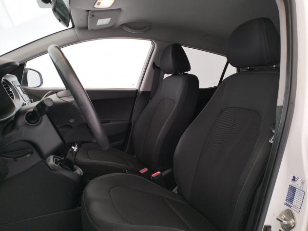 Hyundai i10 1.0 Advanced - NEOPATENTATI - Foto 9
