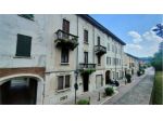 Appartamento di 180 m² con 4 locali e box auto in vendita a Molteno