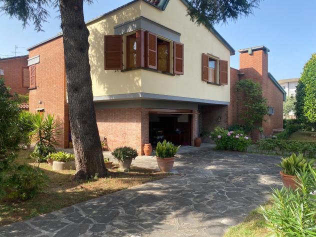 Villa in vendita a Santa Croce sull'Arno 240 mq Rif: 1166221