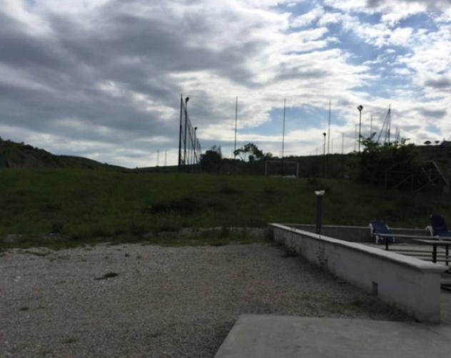 Immobile in asta di 773 m² con più di 5 locali in vendita a Teramo - Foto 2