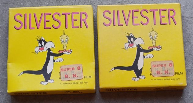 2 Filmini vintage in formato Super 8 dedicati a Gatto Silvestro e Titti. - Foto 2