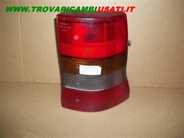 FANALE POST.D. OPEL ASTRA '96 SW  Parti elettriche  Fanaleria  Fanali  Fanale post. sx. OPEL - ASTRA E - 01-11-1991 - 01-02-1998