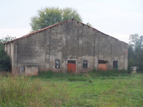Demolizione vecchie case