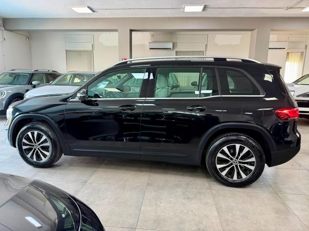 Mercedes GLB 180D Automatic Sport Plus 2023 - Foto 4