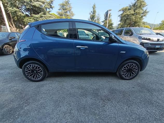 Lancia Ypsilon 1.0 FireFly 70cv Hybrid Gold Plus - Foto 5