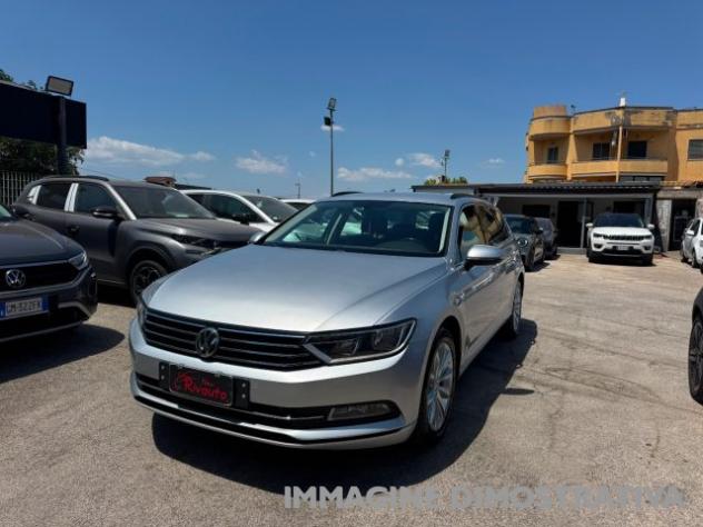 VOLKSWAGEN Passat Variant 2.0 TDI 150 Cv DSG Executive BlueMotion Tech. rif. 24039766 - Foto 5