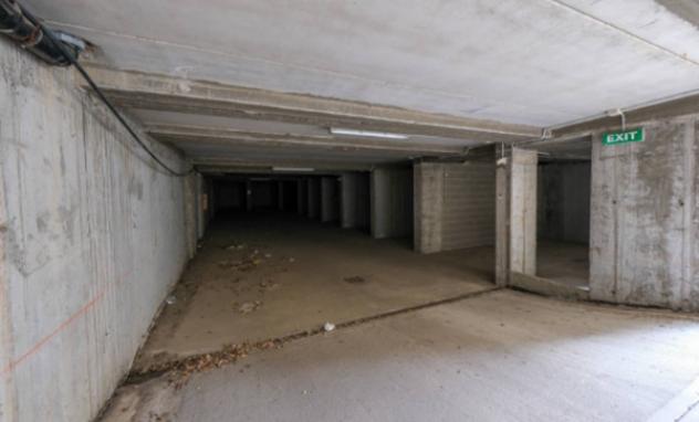 Immobile in asta di 16 m², box auto in vendita a Arluno - Foto 4