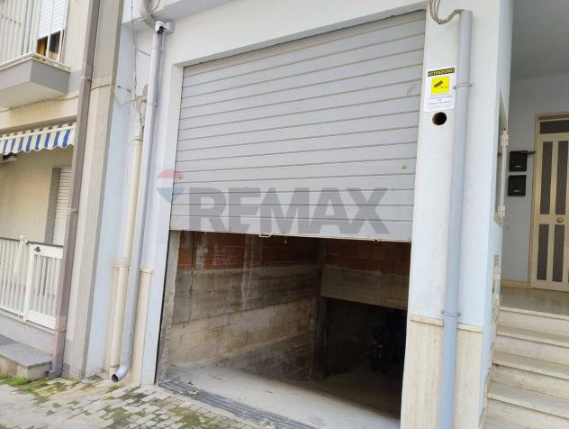 Seminterrato in vendita a Pozzallo, Pietrenere