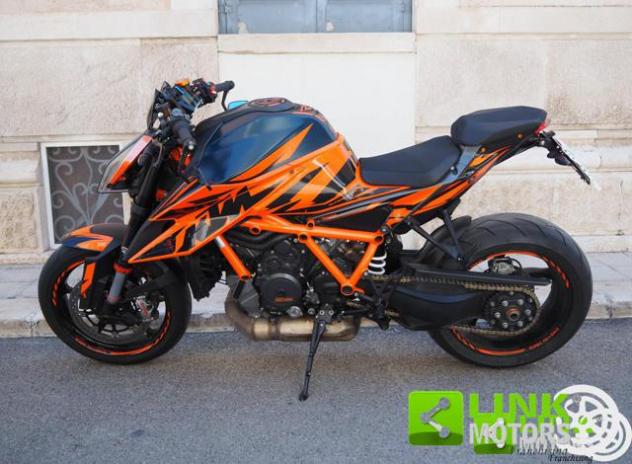 KTM 1290 Super Duke R Naked - Foto 10