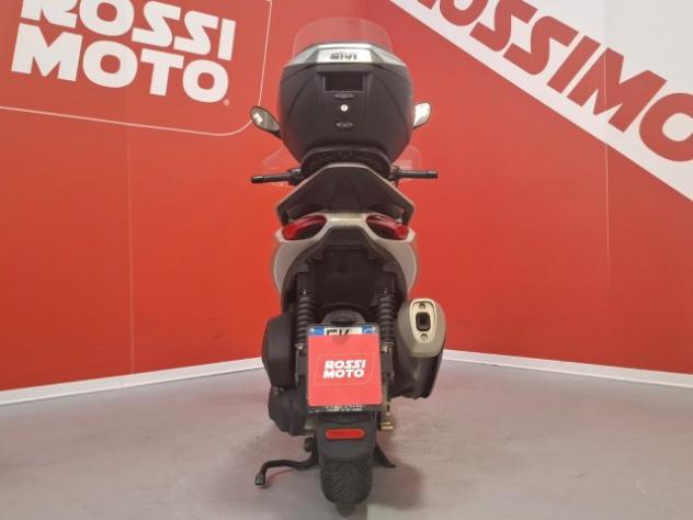 PIAGGIO Beverly 300 i.e. Beverly 300 Piaggio ABS-ASR MY21 (2021-) rif. 24065633 - Foto 6