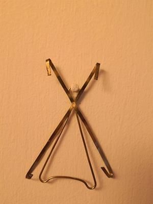Supporto modellabile per appendere al muro piattini o quadri. - Foto 2