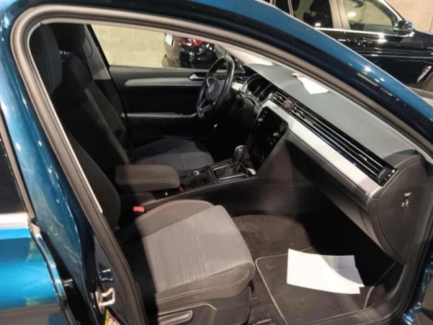 Passat Variant 2.0 TDI SCR EVO DSG Business - Foto 10