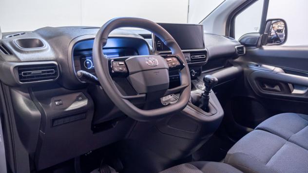 Toyota Proace City 1.5D 130 CV PL Comfort - Foto 5