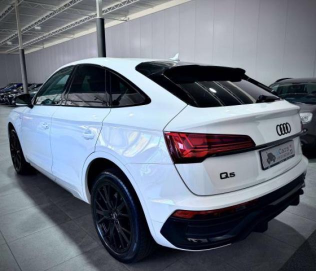 Audi Q5 SPBK 2.0 TDI 204CV Quattro S-Tronic S-Line - Foto 9