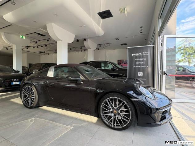 PORSCHE - 992 - Foto 2