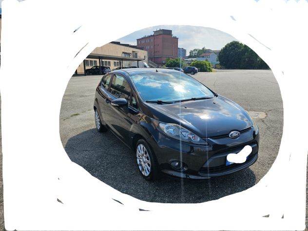 FORD FIESTA 6A SERIE anno 2011 gpl - Foto 2