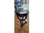 Tavolino in Legno con Piano a Trifoglio – 25235