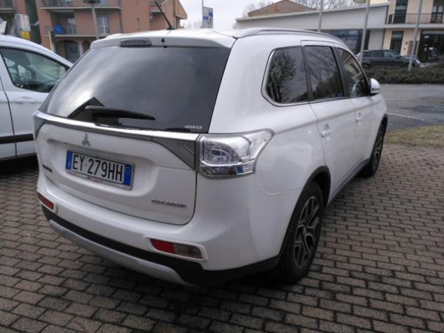 MITSUBISHI Outlander 2.2 DI-D 4WD Instyle 7p. rif. 19899686 - Foto 5