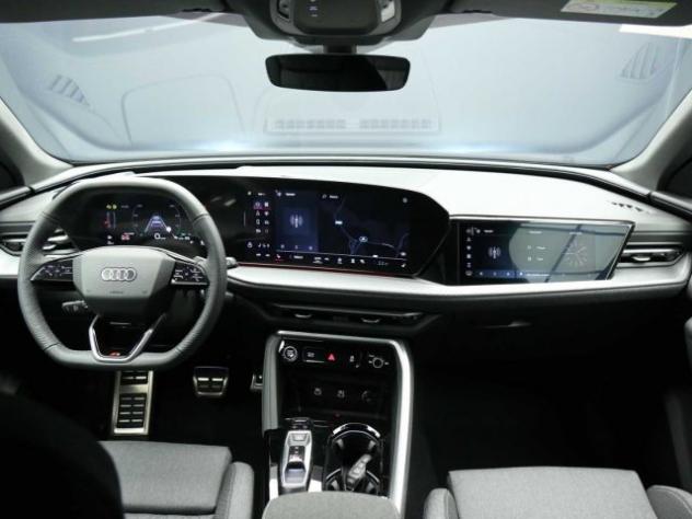 AUDI Q5 40 TDI 204 CV quattro S tronic S line plus rif. 23532050 - Foto 4