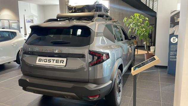 Dacia Bigster expression mild hybrid 140 - Foto 9