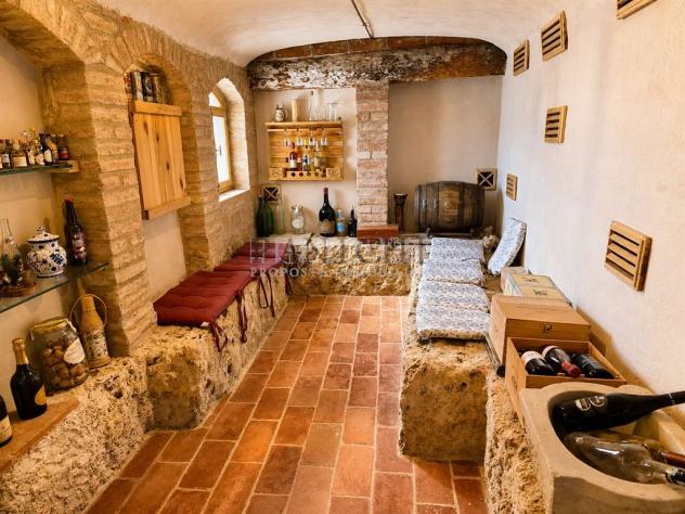 Appartamento terratetto rustico con garage – vicino al centro storico - Foto 16