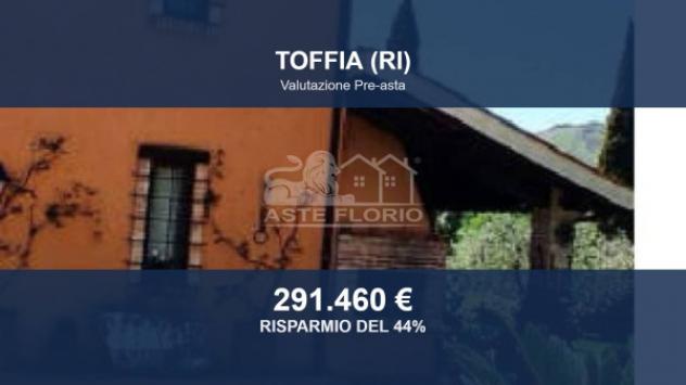 Immobile in asta di 466 m², box auto in vendita a Toffia