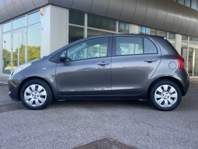 TOYOTA Yaris 1.0 5P. rif. 23938071 - Foto 8