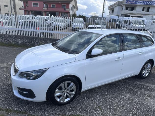 Peugeot 308 BlueHDi 130 S&S SW Business - Foto 2