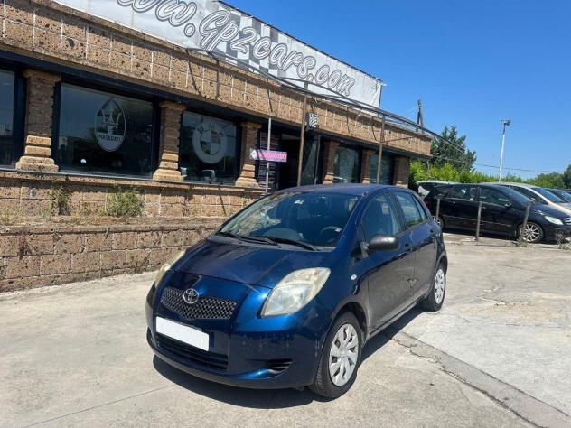 TOYOTA - Yaris - 1.0 5p.