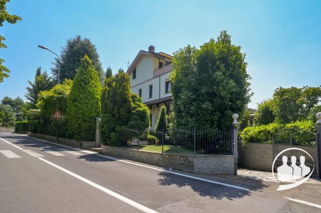 Villa in vendita a Caselette