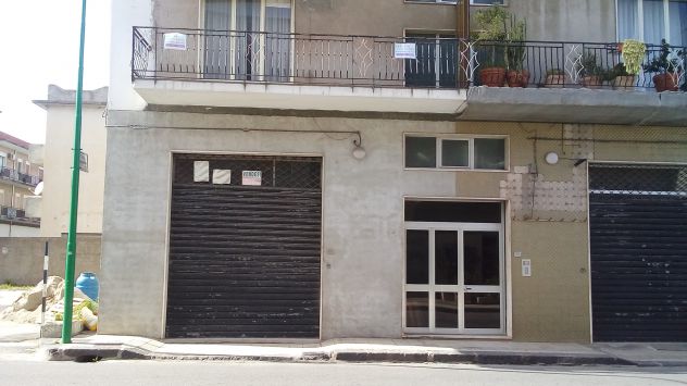 privato VENDE o PERMUTA mezzo Palazzo da ristrutturare - Foto 8